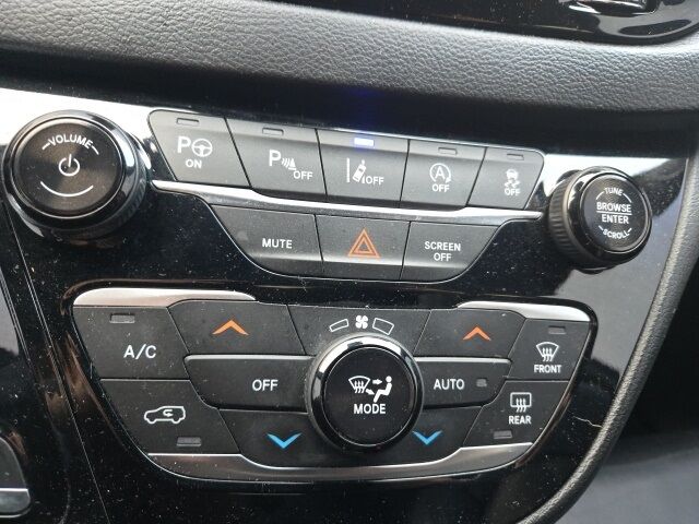 2019 Chrysler Pacifica Touring L Plus West Burlington IA