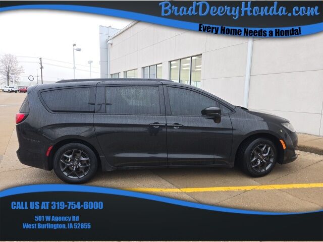 2019 Chrysler Pacifica Touring L Plus West Burlington IA