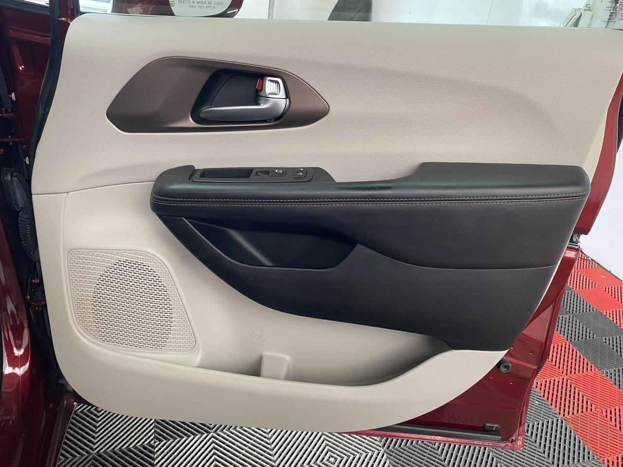 2019 Chrysler Pacifica Touring L Richmond Hill NY