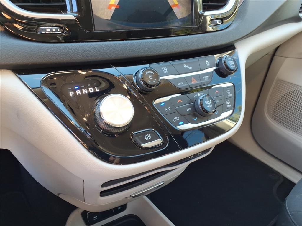 2019 Chrysler Pacifica Touring Plus Roanoke VA
