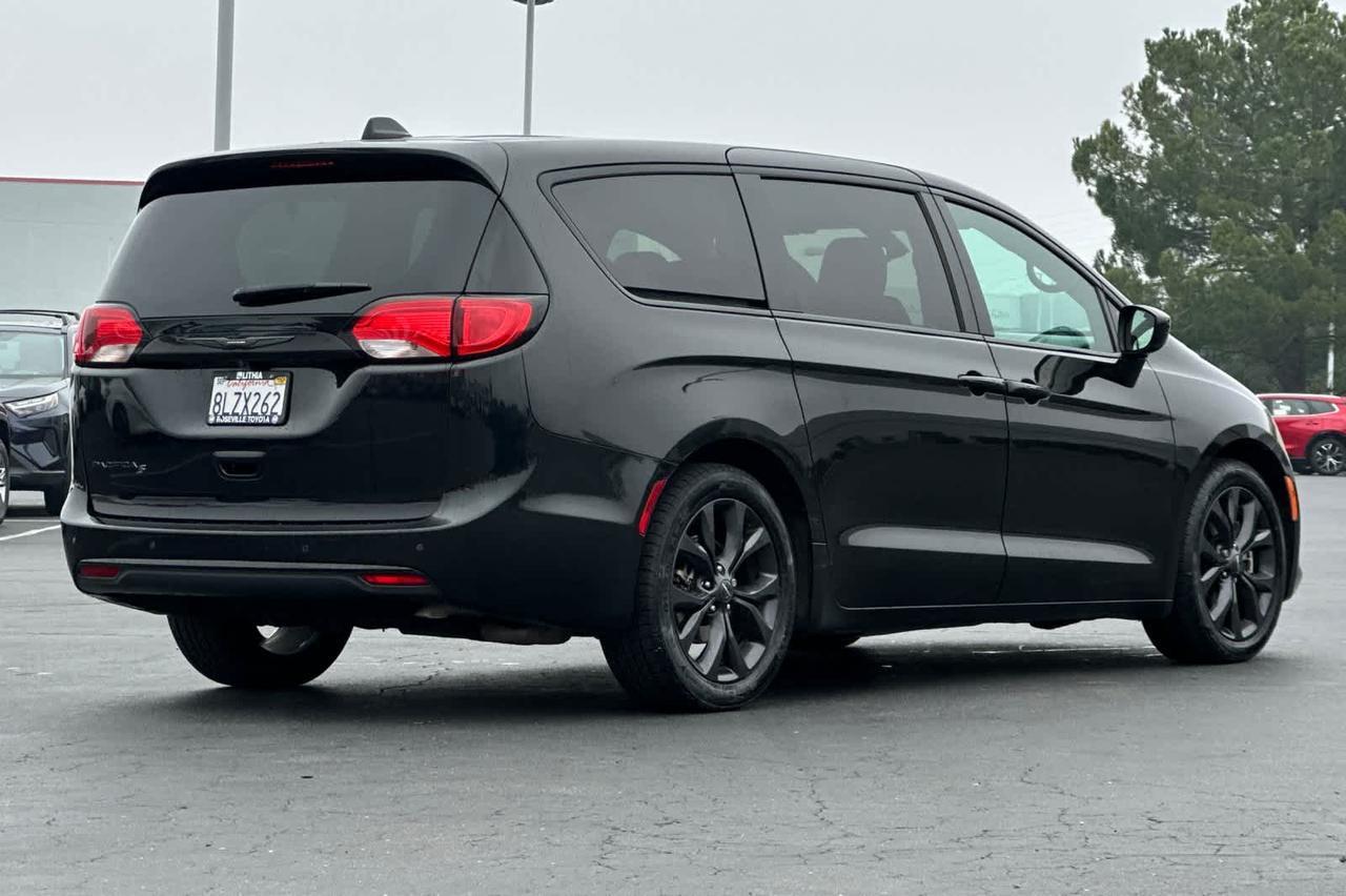 2019 Chrysler Pacifica Touring Plus