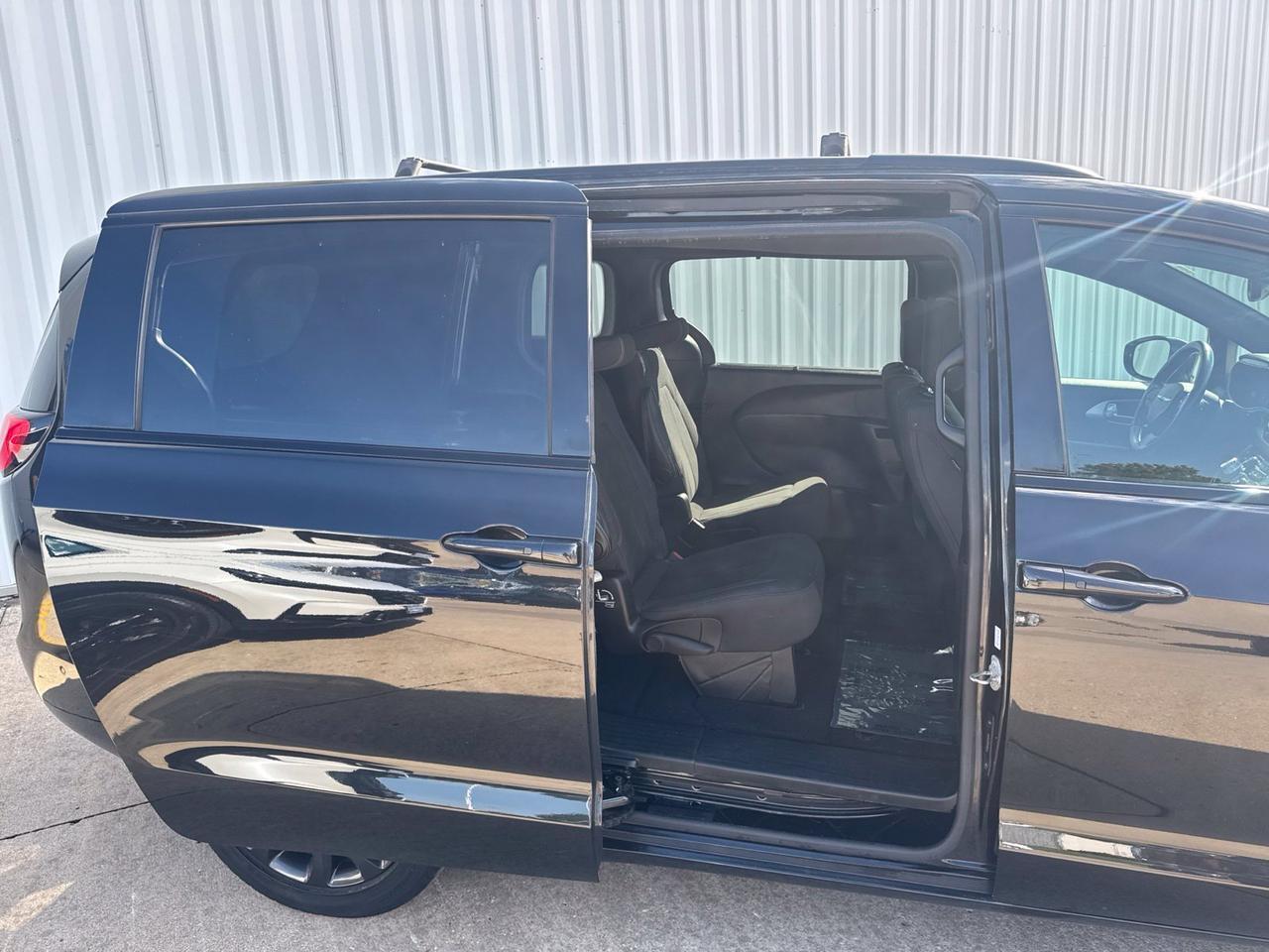 2019 Chrysler Pacifica Touring Plus West Burlington IA