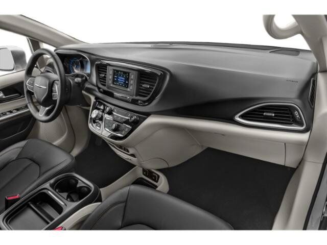 2019 Chrysler Pacifica Touring Plus Winder GA