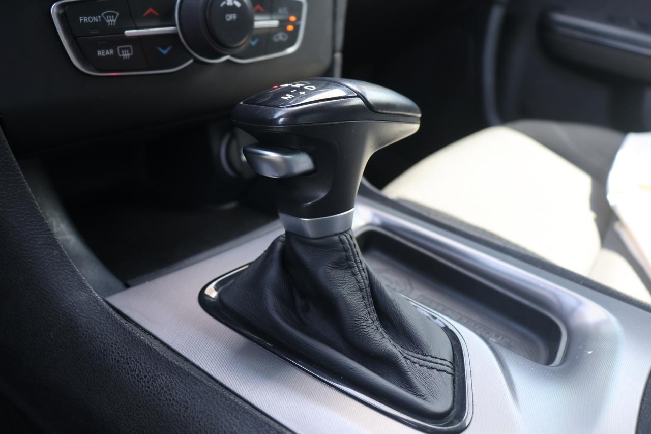 2019 DODGE CHARGER SXT Houston TX