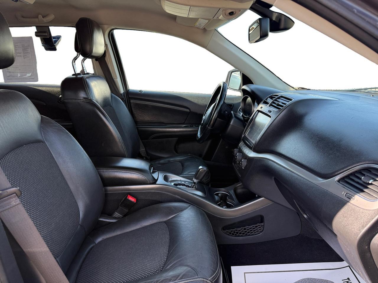 2019 DODGE JOURNEY CROSSROAD Crossroad Kansas City MO