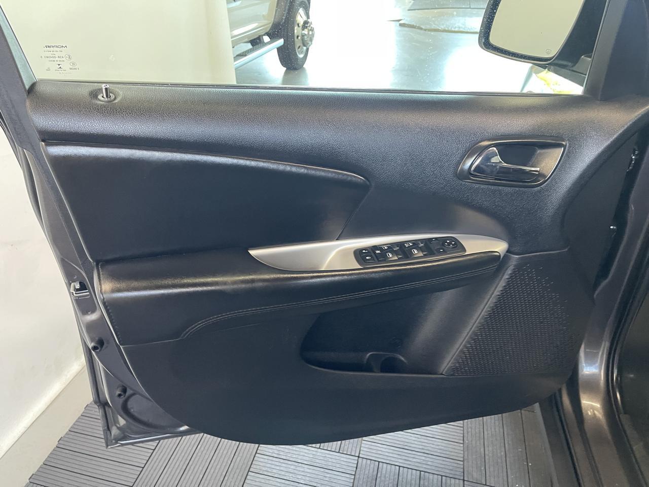 2019 DODGE JOURNEY SXT SE Kansas City MO