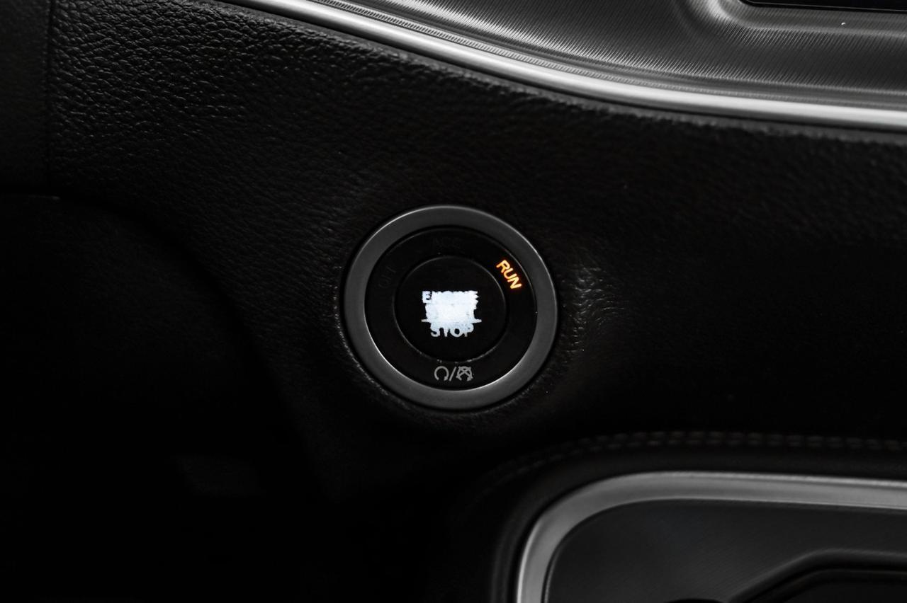 2019 Dodge Challenger R/T 5.7L HEMI NAVIGATION REAR CAMERA KEYLESS START BLUETOOTH POW Carrollton TX