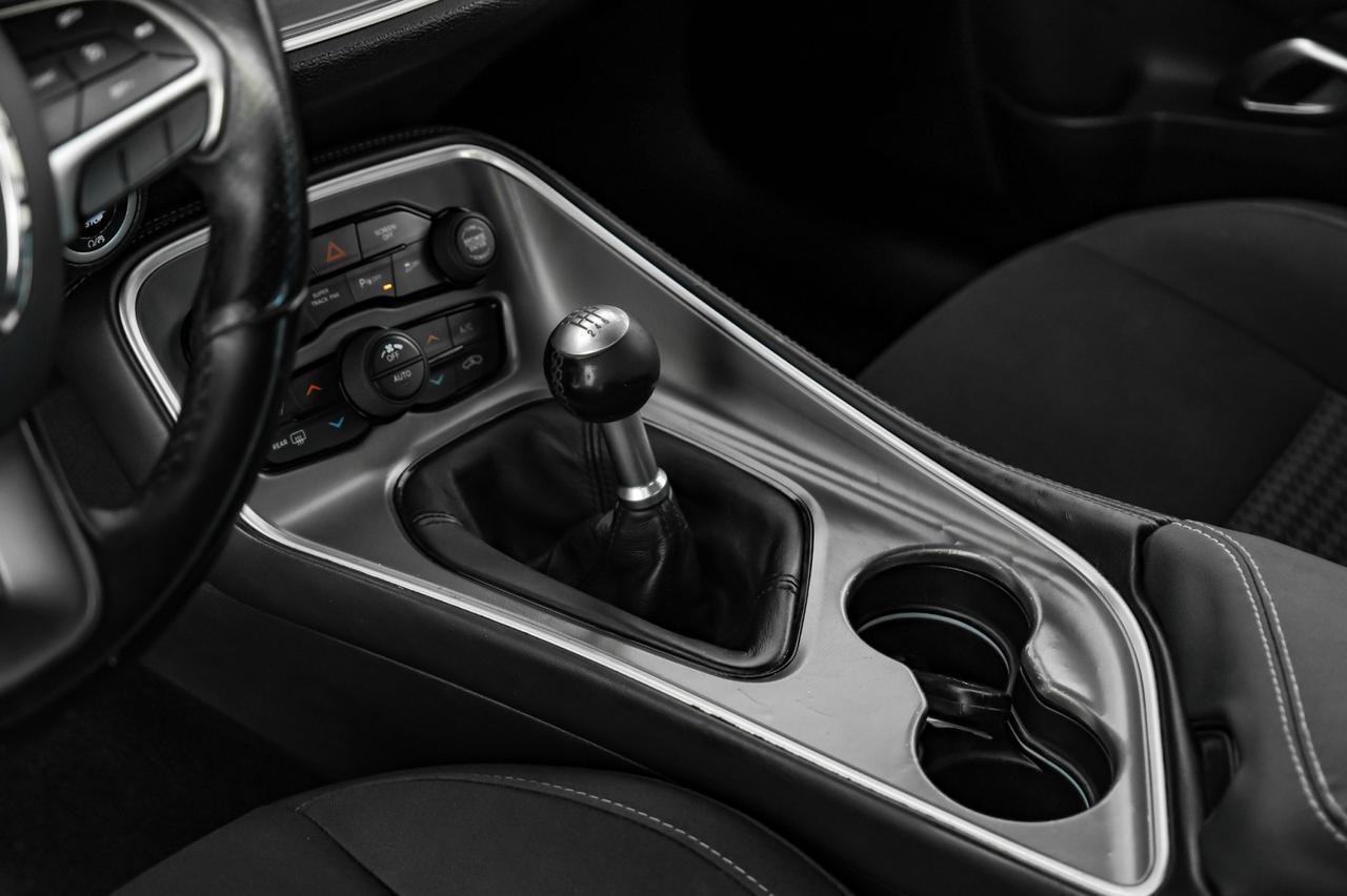 2019 Dodge Challenger R/T 5.7L HEMI NAVIGATION REAR CAMERA KEYLESS START BLUETOOTH POW Carrollton TX