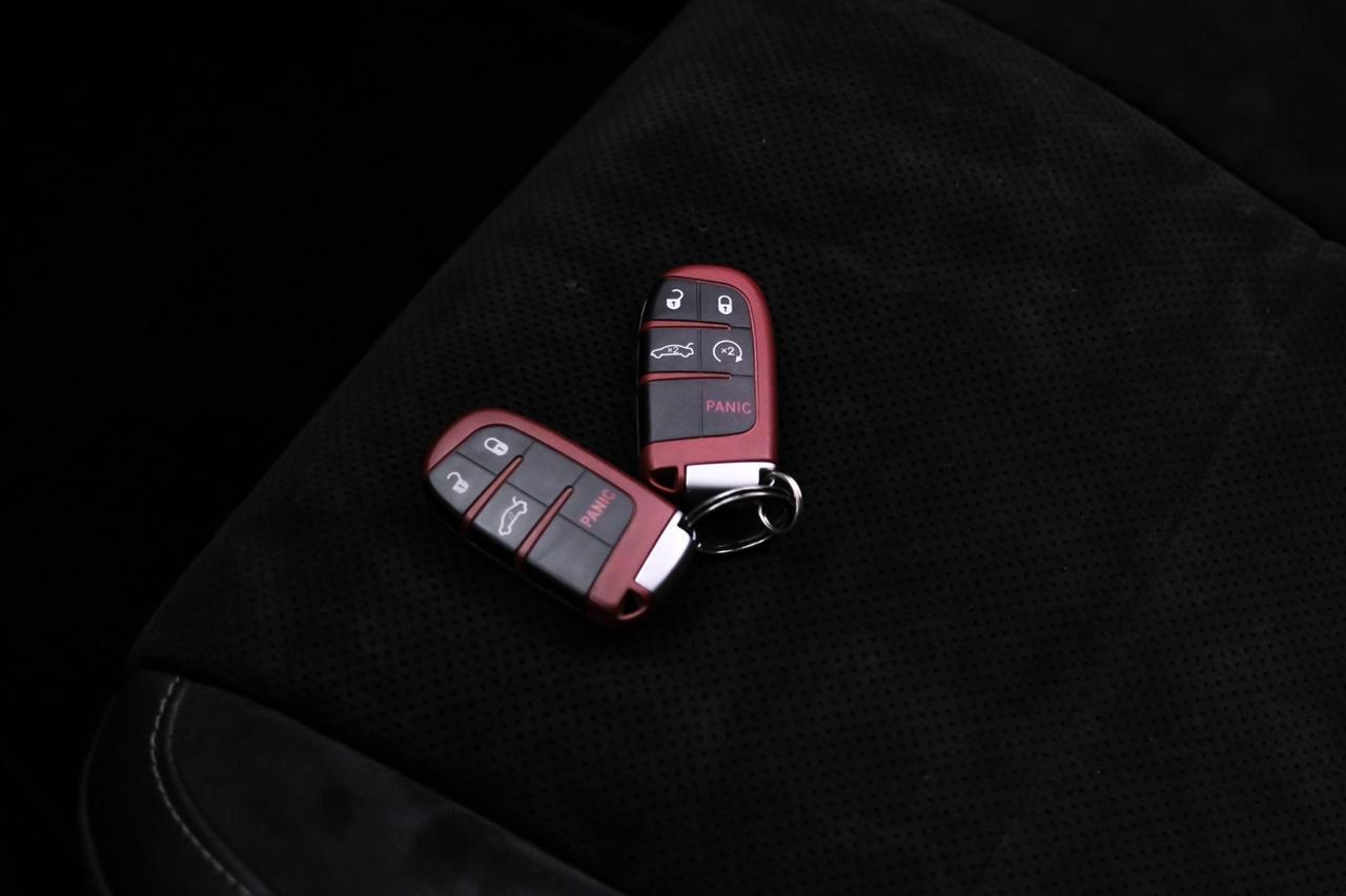 2019 Dodge Challenger R/T SCAT PACK 6.4L HEMI BLIND SPOT SUEDE HEATED AND COOLED SEATS REAR CAMERA KEYLESS START Carrollton TX