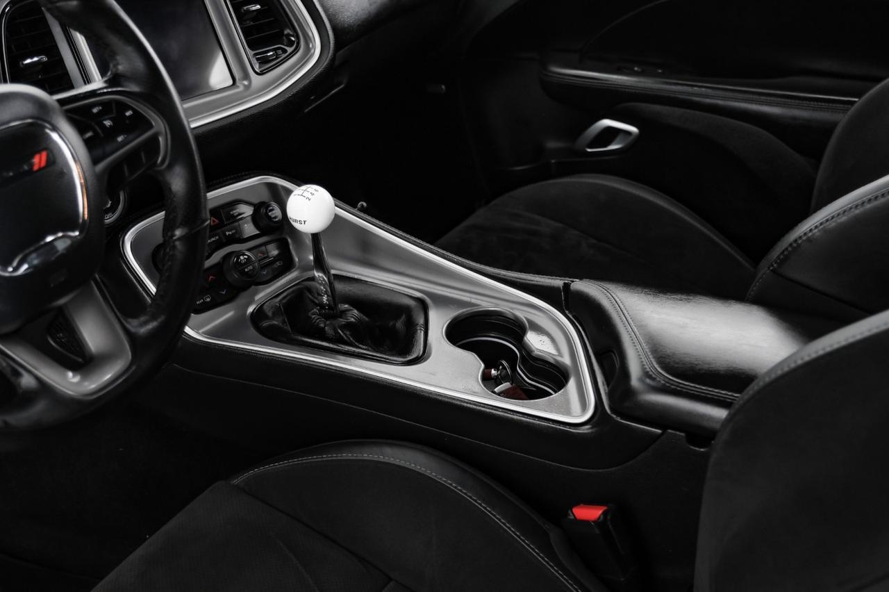 2019 Dodge Challenger R/T SCAT PACK 6.4L HEMI BLIND SPOT SUEDE HEATED AND COOLED SEATS REAR CAMERA KEYLESS START Carrollton TX