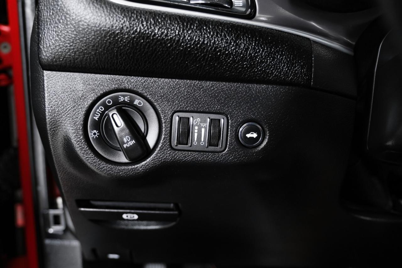 2019 Dodge Challenger R/T SCAT PACK 6.4L HEMI BLIND SPOT SUEDE HEATED AND COOLED SEATS REAR CAMERA KEYLESS START Carrollton TX