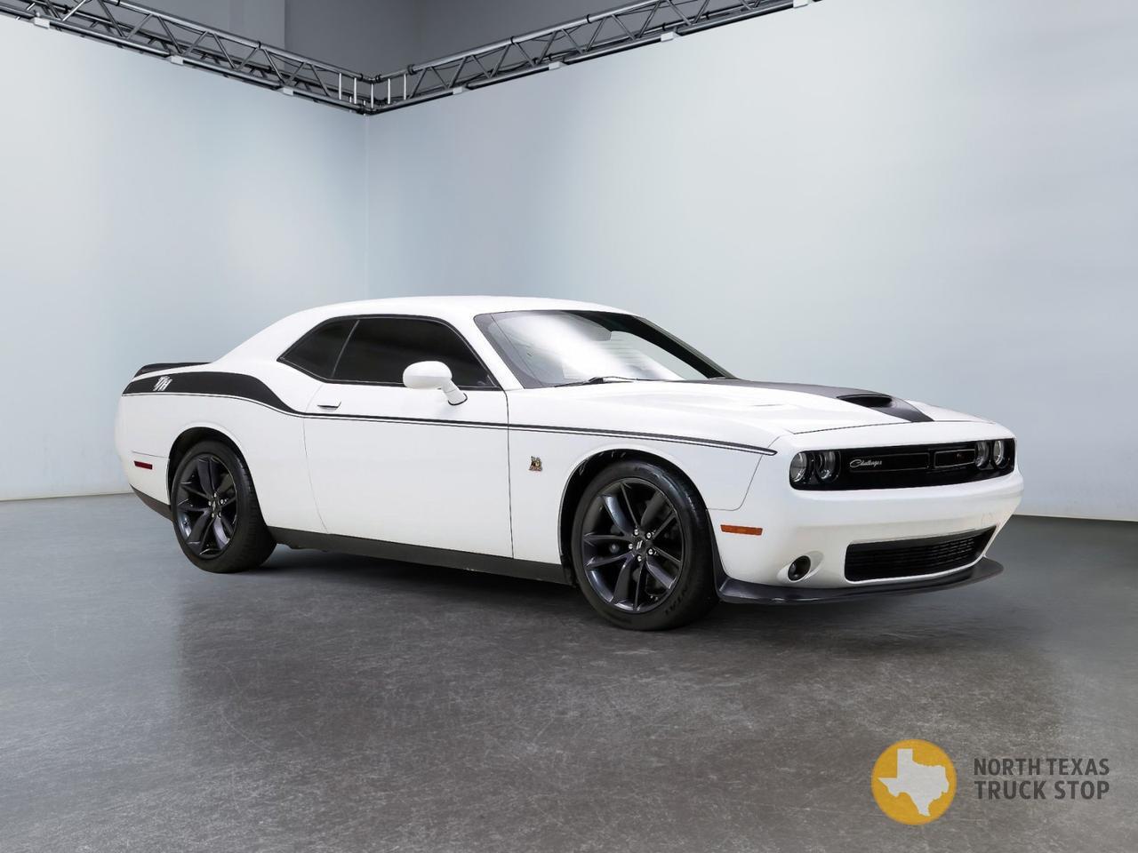 2019 Dodge Challenger R/T Scat Pack Navigation 6 Speed Manual