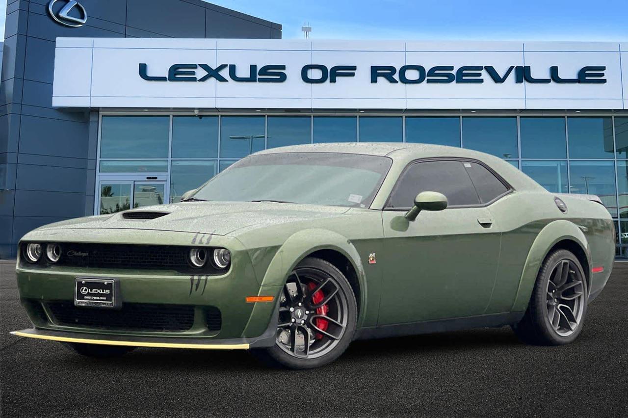 2019 Dodge Challenger R/T's photo