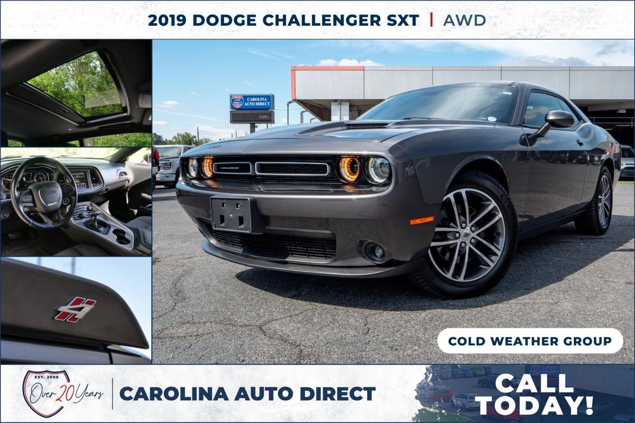 2019 Dodge Challenger SXT / AWD / Cold Weather Group
