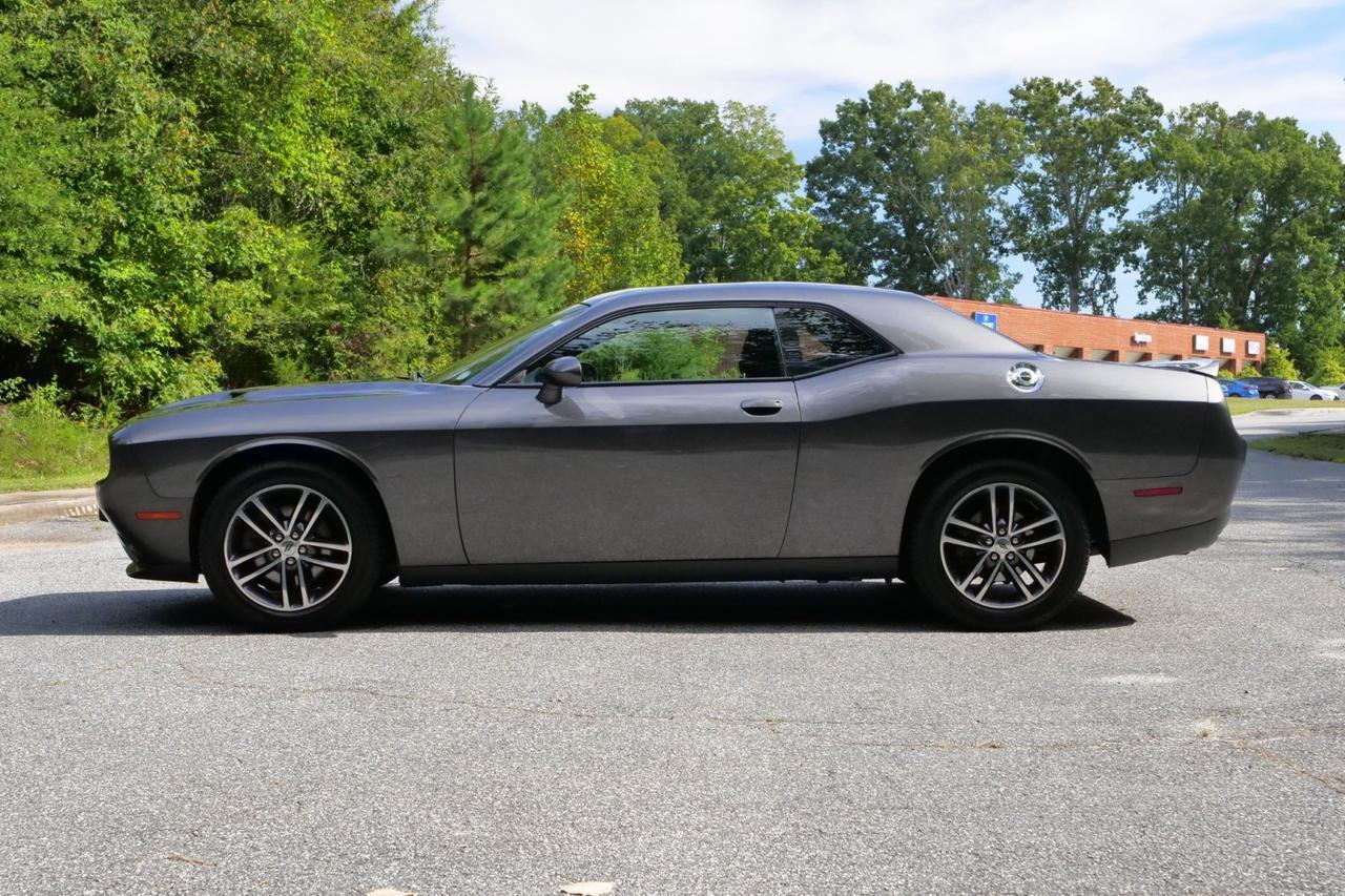 2019 Dodge Challenger SXT / AWD / Cold Weather Group Lincolnton NC