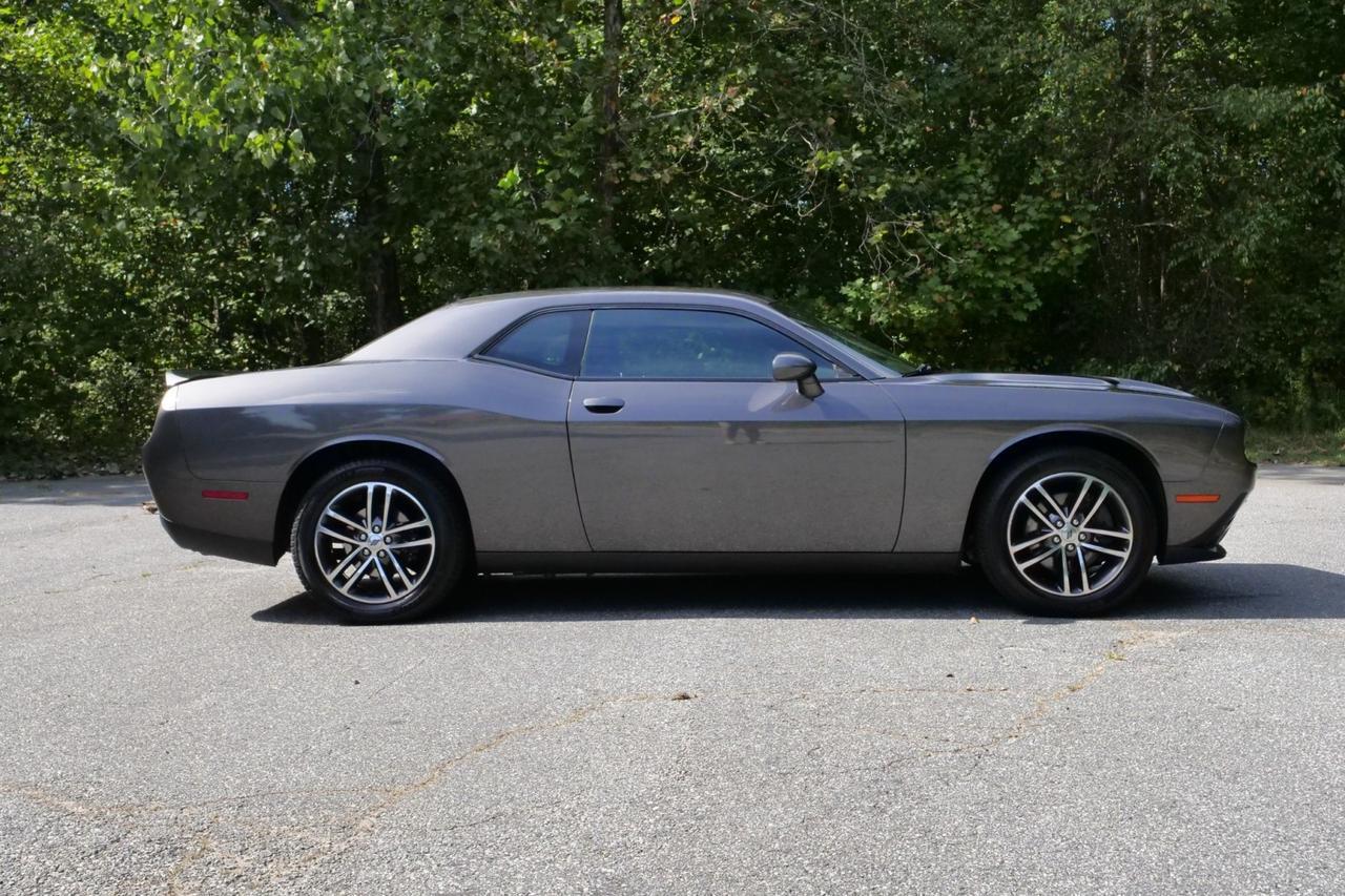 2019 Dodge Challenger SXT / AWD / Cold Weather Group Lincolnton NC