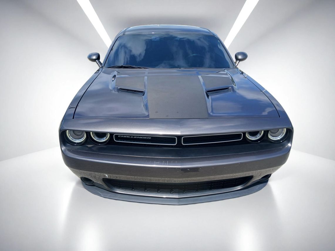 2019 Dodge Challenger SXT Coupe 2D