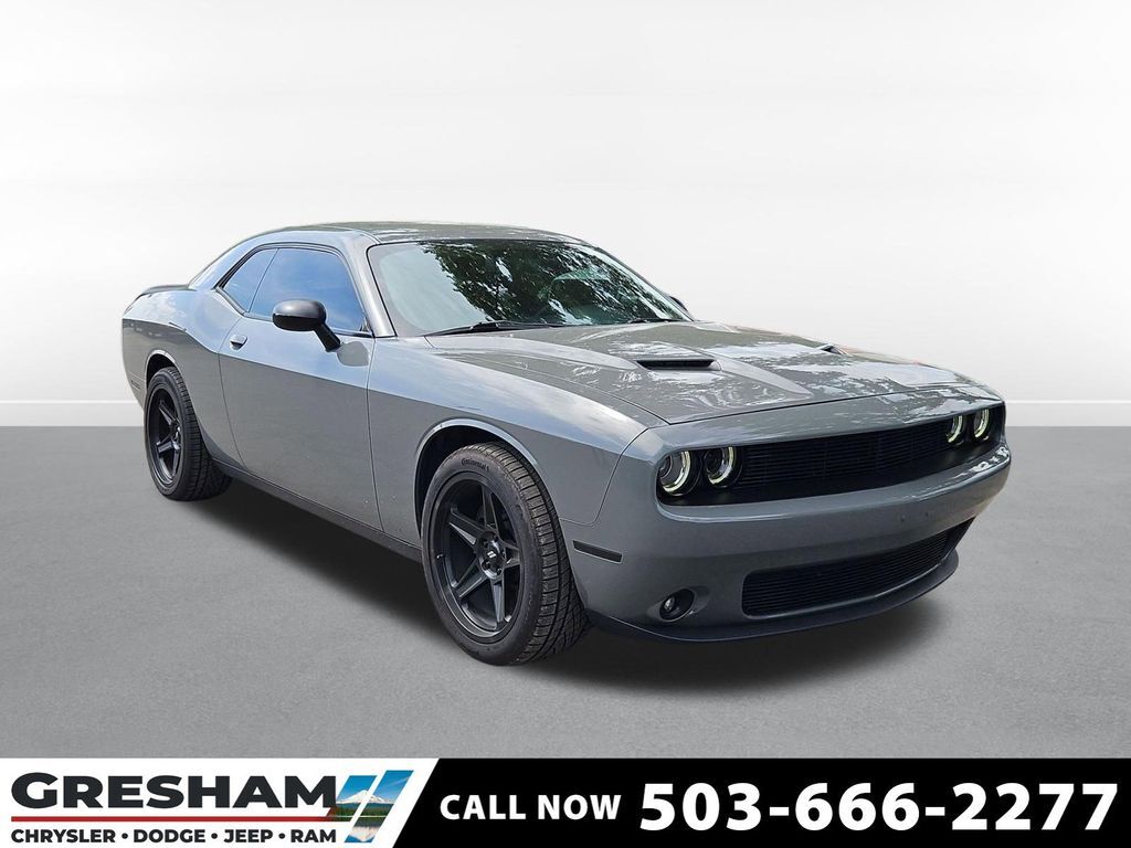 2019 Dodge Challenger SXT