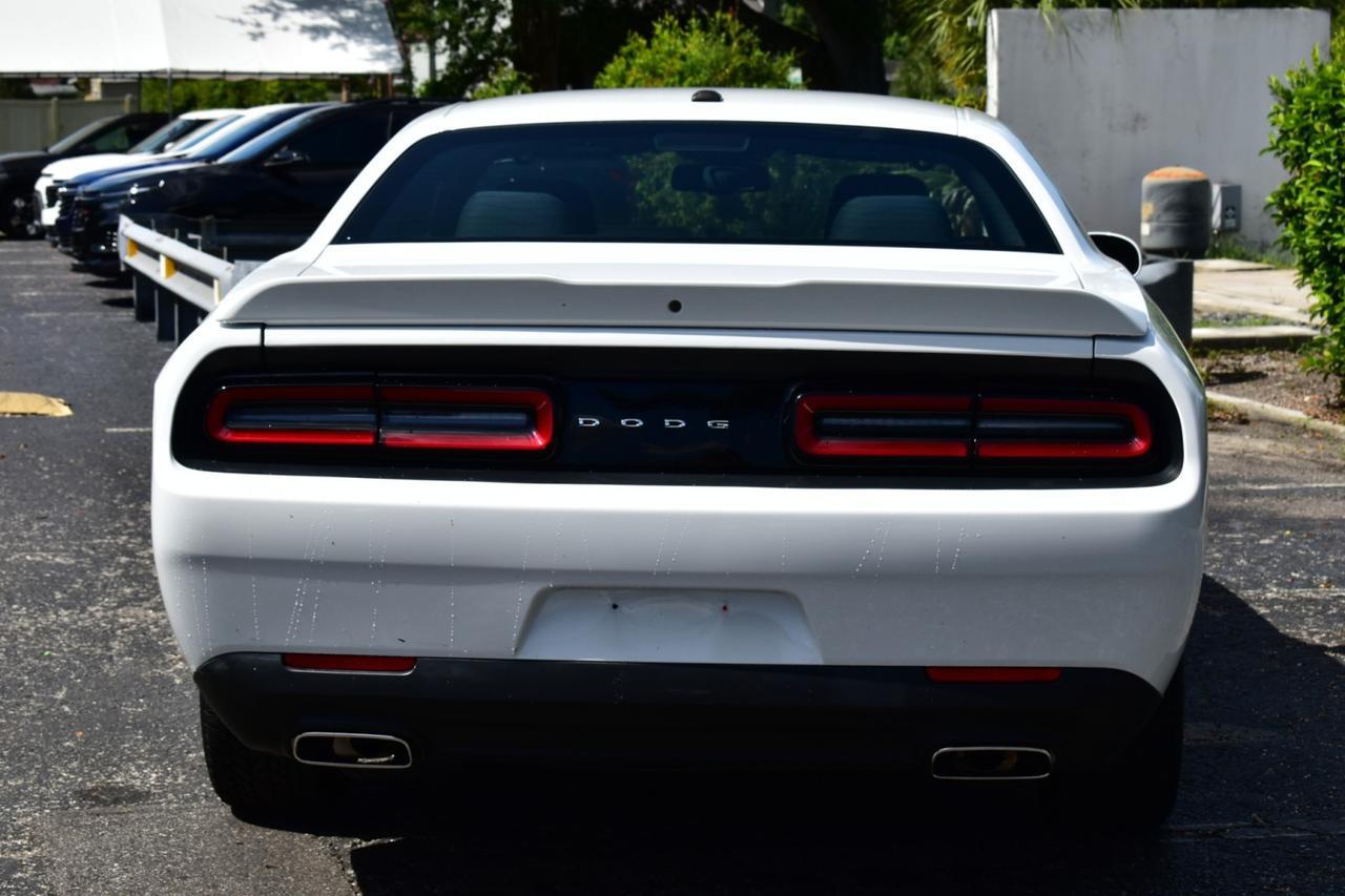 2019 Dodge Challenger SXT Tampa FL