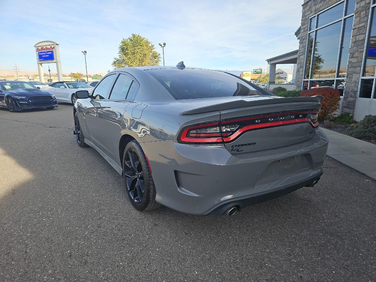 2019 Dodge Charger GT photo 3
