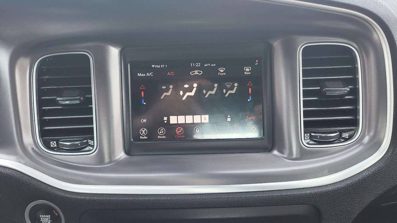 2019 Dodge Charger SXT 4dr Sedan Chesterfield MI