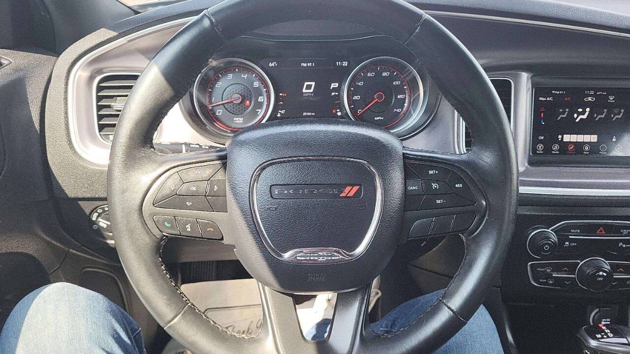 2019 Dodge Charger SXT 4dr Sedan Chesterfield MI