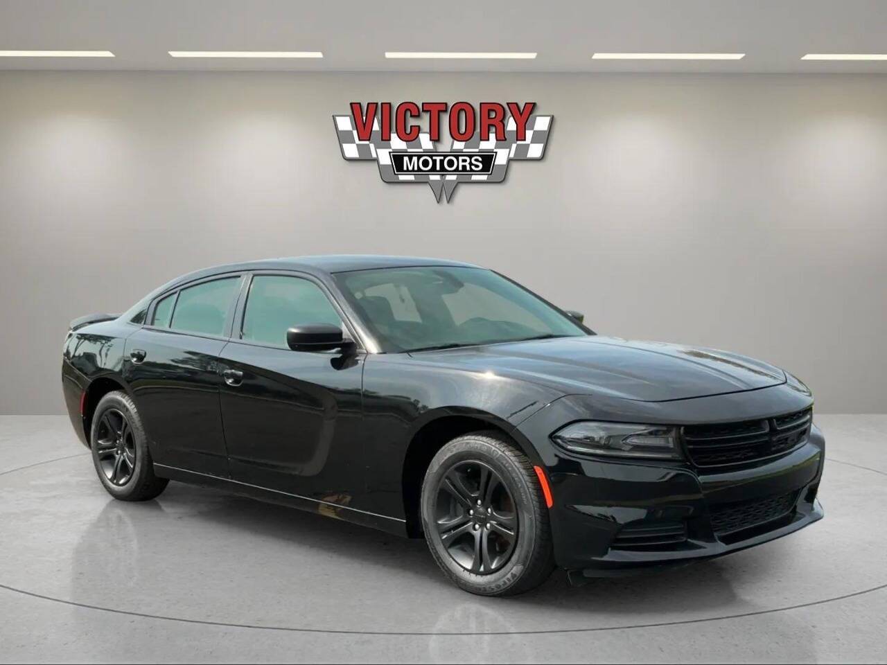 2019 Dodge Charger SXT 4dr Sedan
