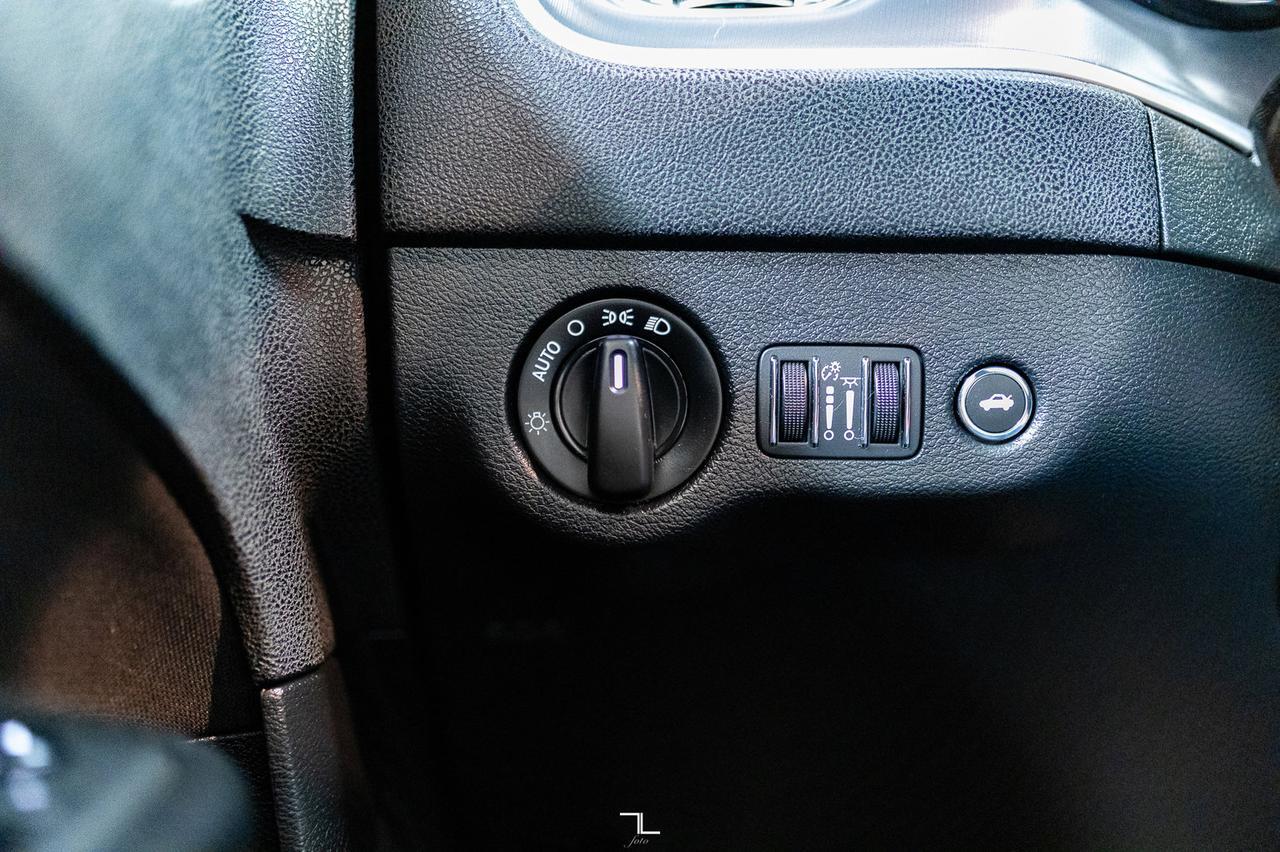 2019 Dodge Charger SXT PSeat BCam Red Deer AB