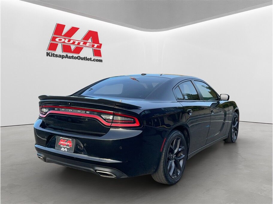 2019 Dodge Charger SXT Sedan 4D