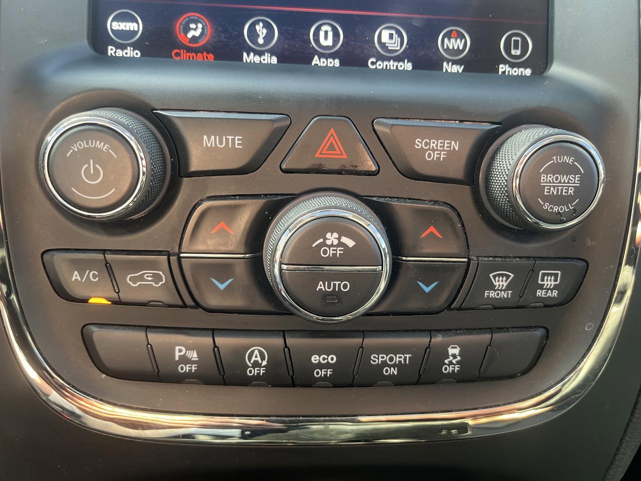 2019 Dodge Durango GT AWD TrailerTowIVGroup w/Sunroof Nav 2ndRowBuckets LeatherSeats Saukville WI