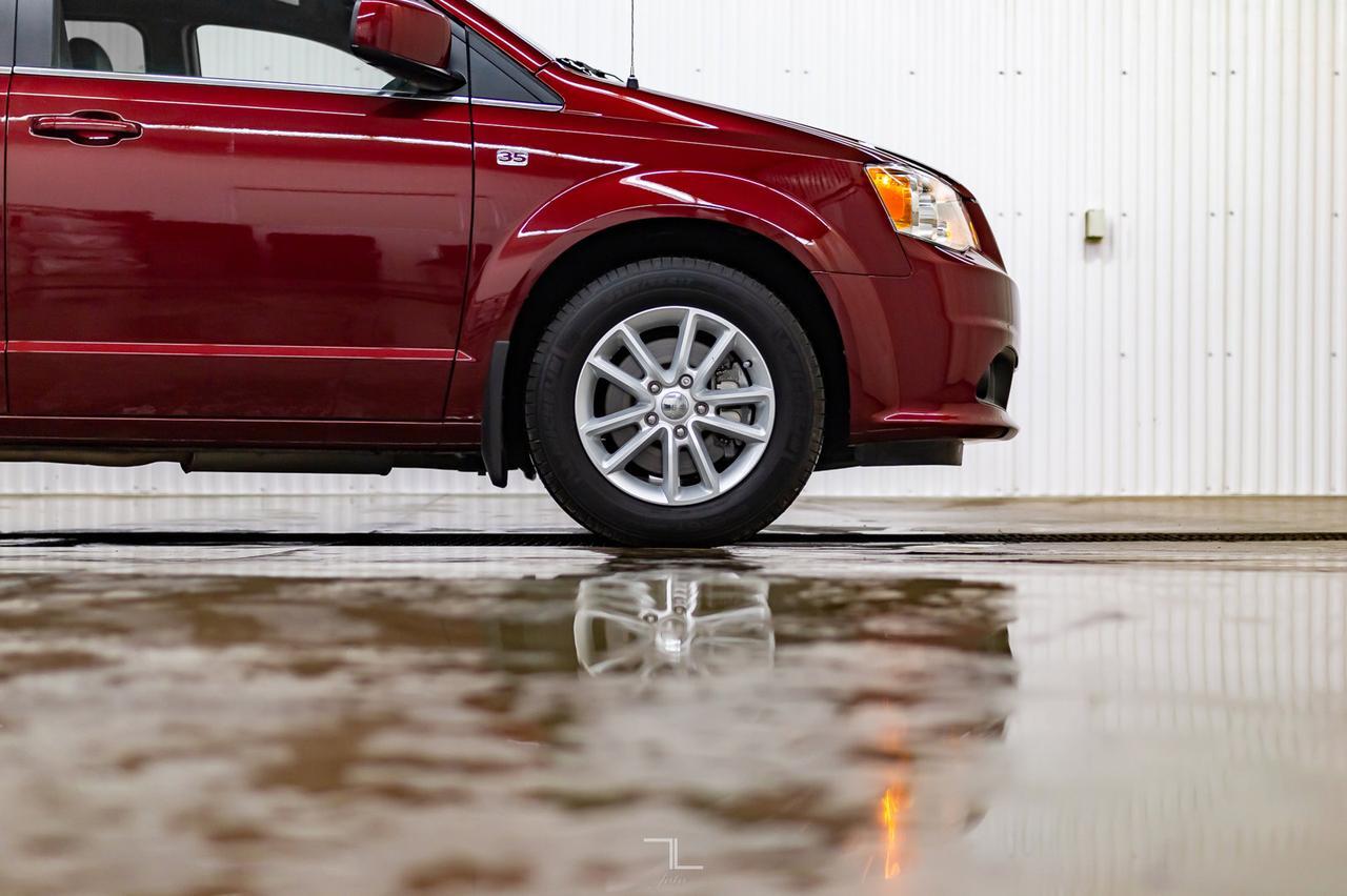 2019 Dodge Grand Caravan 35th Anniversary BCam Red Deer AB