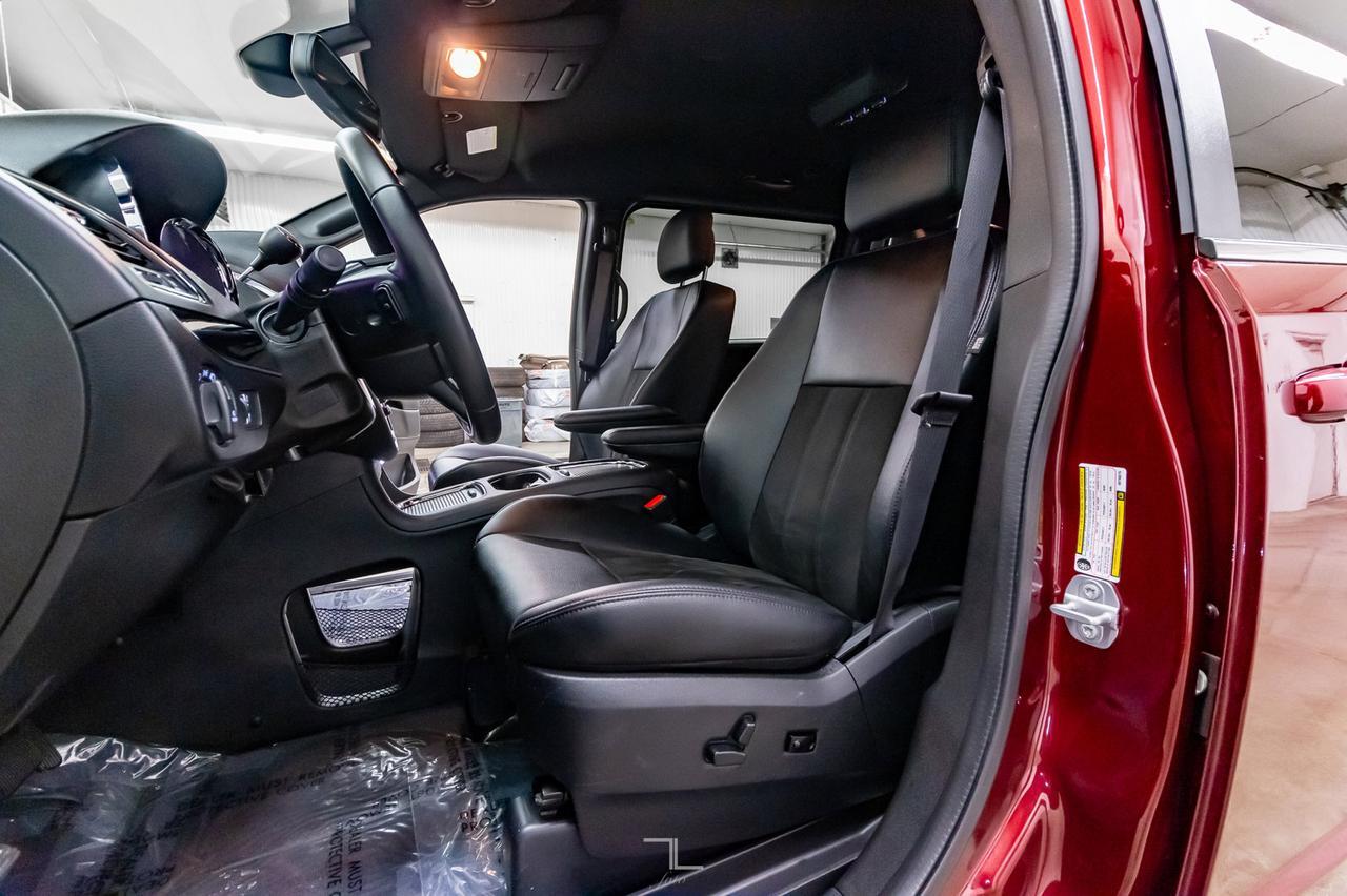 2019 Dodge Grand Caravan 35th Anniversary BCam Red Deer AB