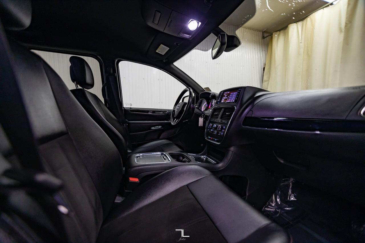 2019 Dodge Grand Caravan 35th Anniversary Leather BCam Red Deer AB