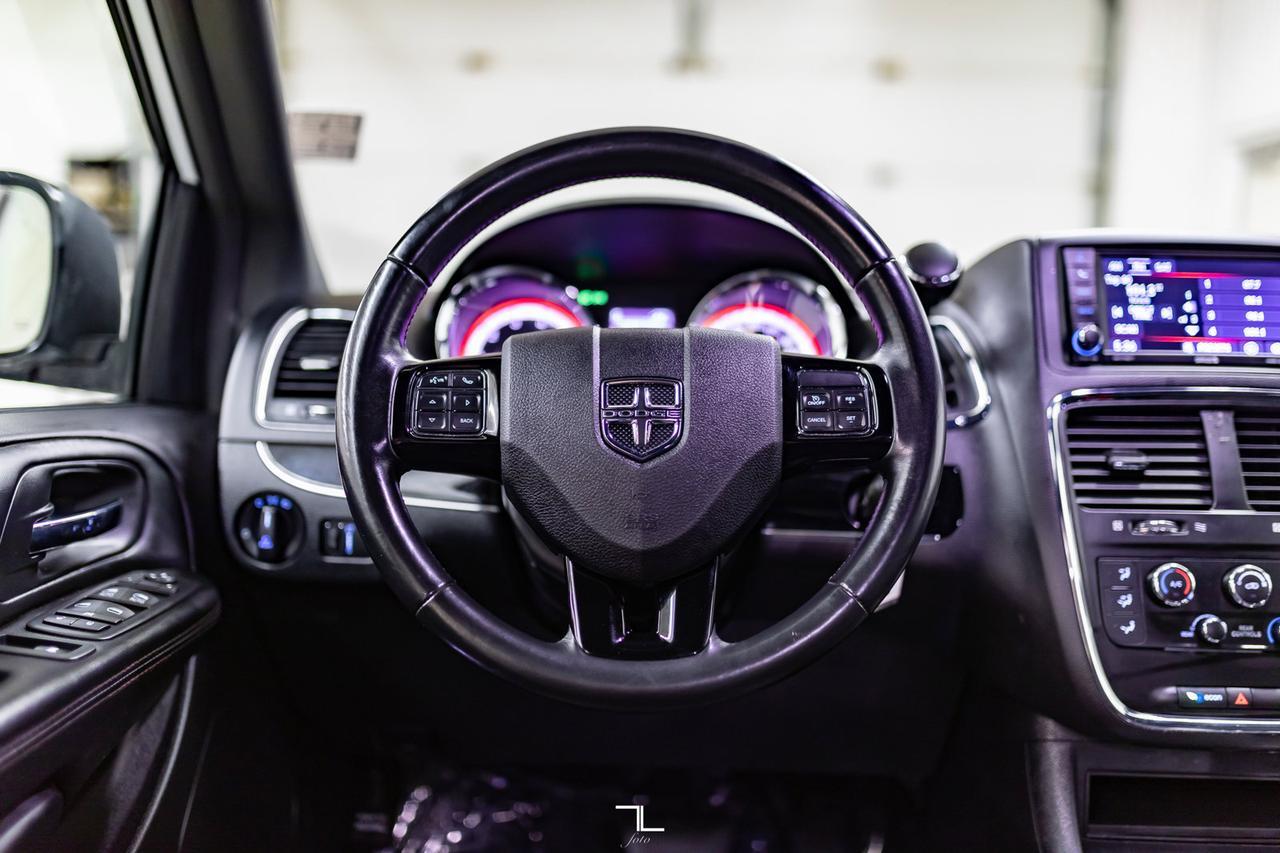 2019 Dodge Grand Caravan 35th Anniversary Leather BCam Red Deer AB