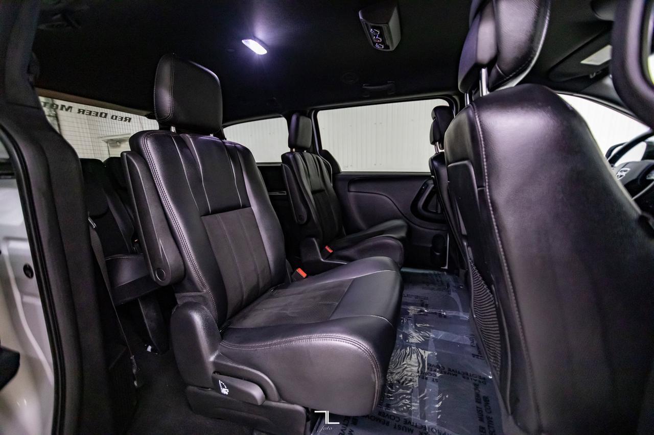 2019 Dodge Grand Caravan 35th Anniversary Leather BCam Red Deer AB