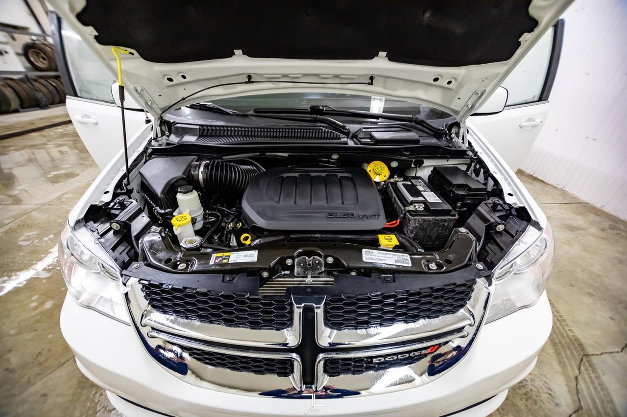 2019 Dodge Grand Caravan 35th Anniversary Leather BCam Red Deer AB