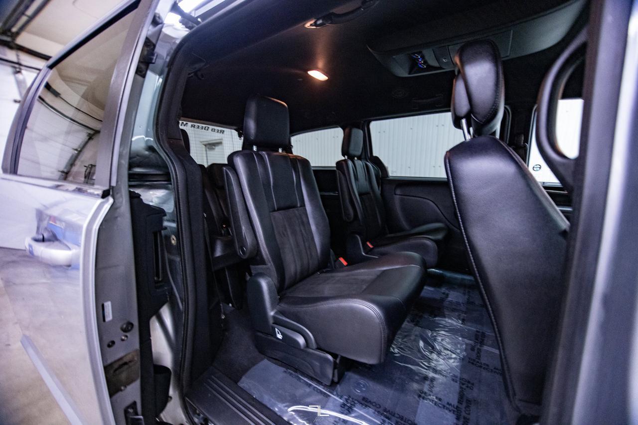 2019 Dodge Grand Caravan 35th Anniversary Leather DVD BCam Red Deer AB