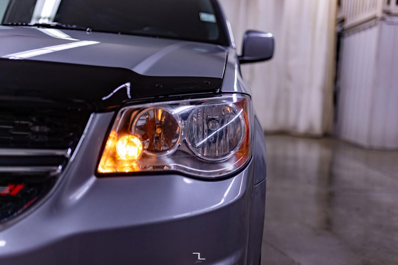 2019 Dodge Grand Caravan 35th Anniversary Leather DVD BCam Red Deer AB