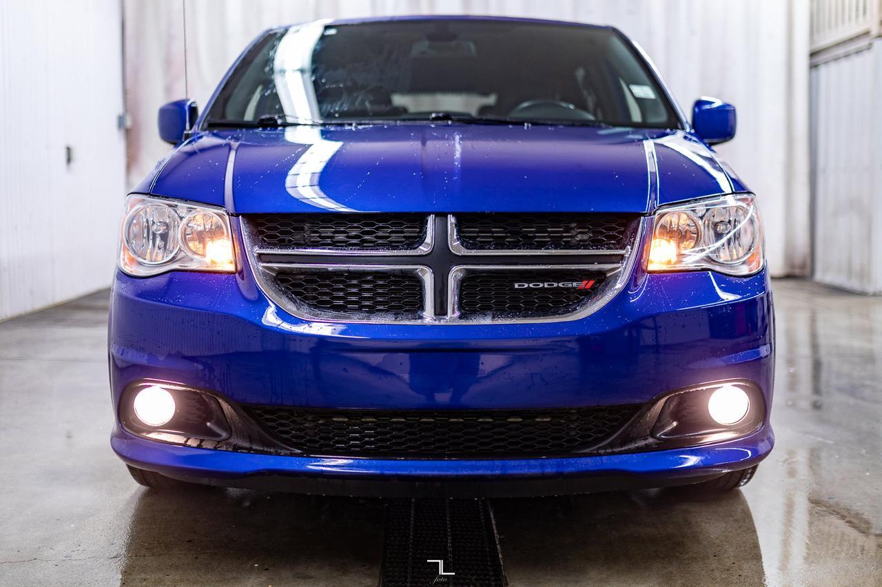 2019 Dodge Grand Caravan 35th Anniversary Leatherette BCam PSeat Red Deer AB