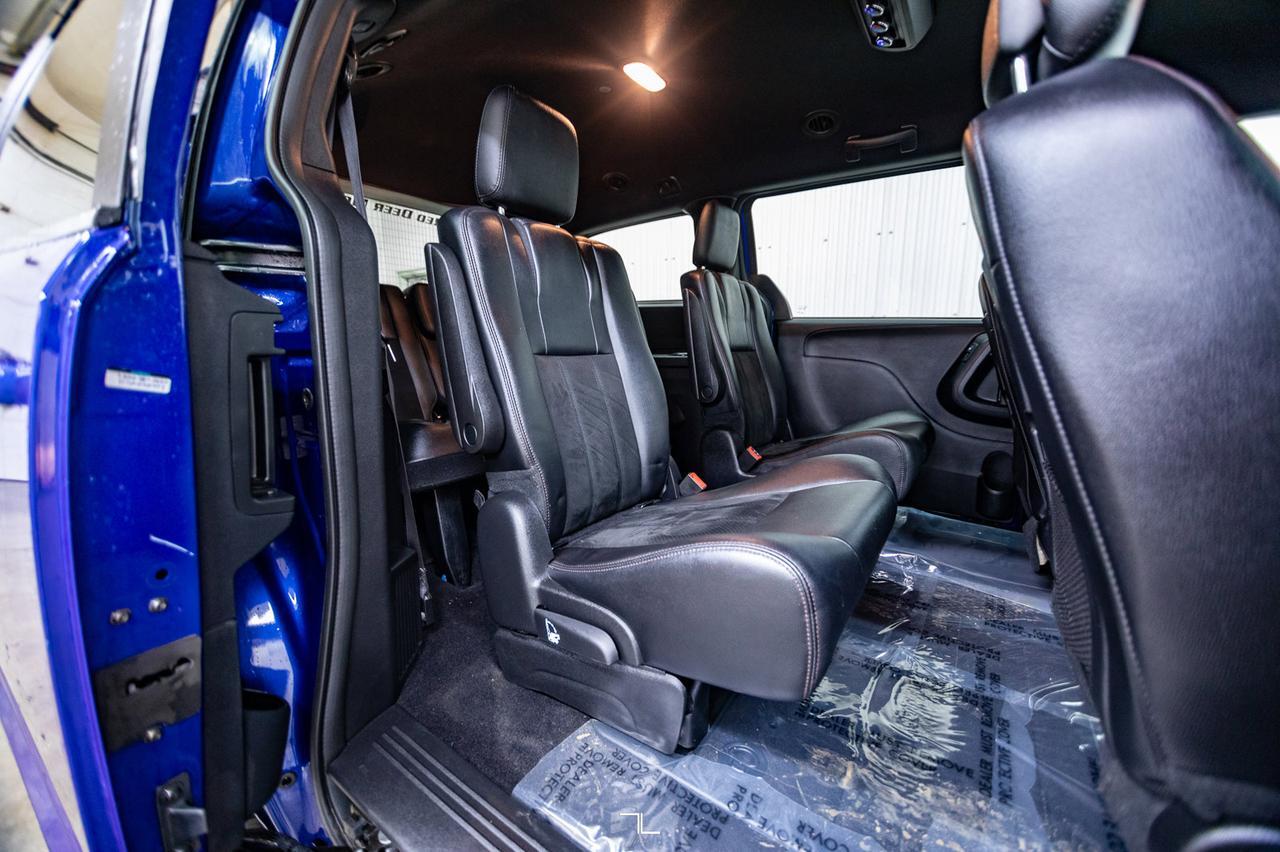 2019 Dodge Grand Caravan 35th Anniversary Leatherette BCam PSeat Red Deer AB