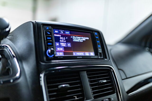 2019 Dodge Grand Caravan 35th Anniversary Leatherette BCam PSeat Red Deer AB