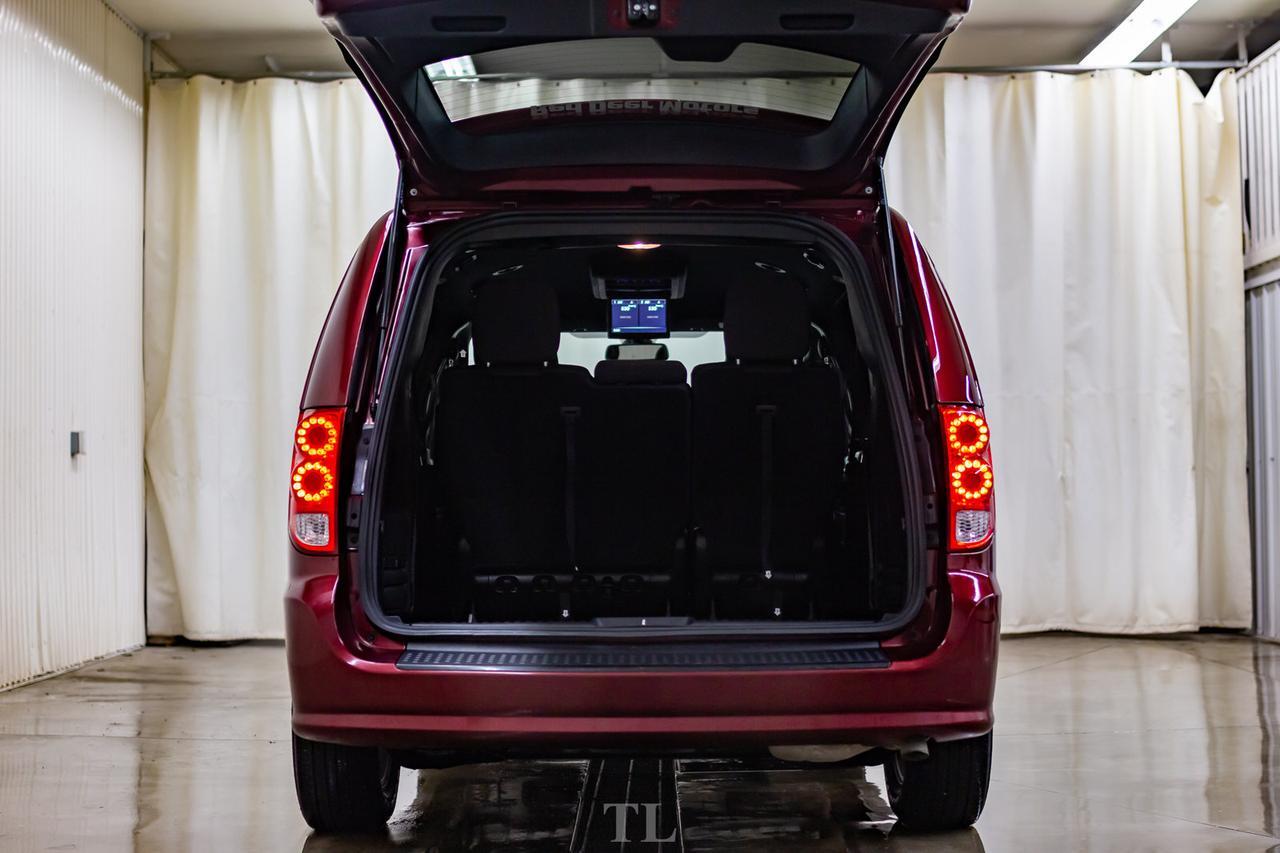 2019 Dodge Grand Caravan Blacktop BCam TV Red Deer AB