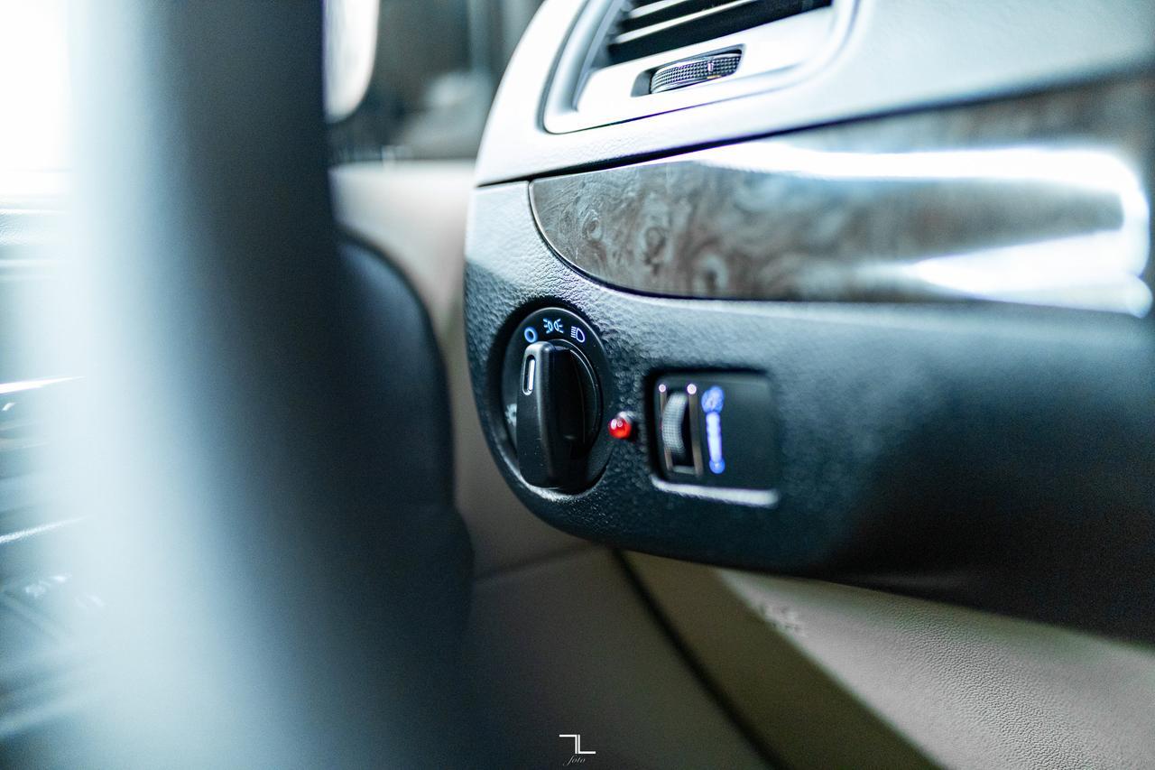 2019 Dodge Grand Caravan Canada Value Package Savaria Wheelchair Conversion BCam Red Deer AB