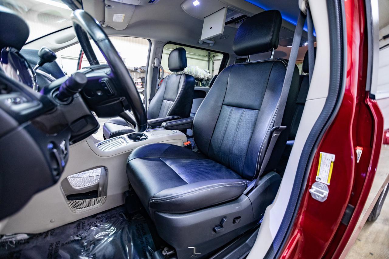 2019 Dodge Grand Caravan Crew Plus Leather DVD BCam Red Deer AB