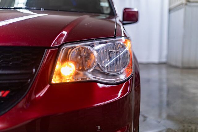 2019 Dodge Grand Caravan Crew Plus Leather DVD BCam Red Deer AB