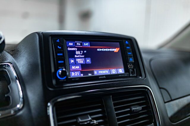 2019 Dodge Grand Caravan Crew Plus Leather DVD BCam Red Deer AB