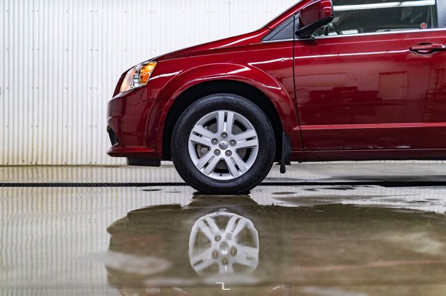 2019 Dodge Grand Caravan Crew Plus Leather DVD BCam Red Deer AB