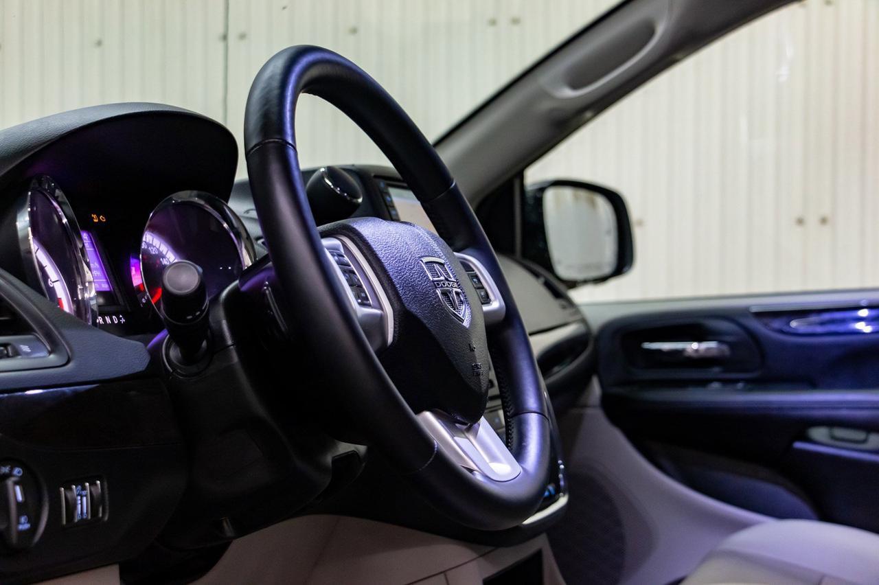 2019 Dodge Grand Caravan Crew Plus Leather Nav BCam Red Deer AB