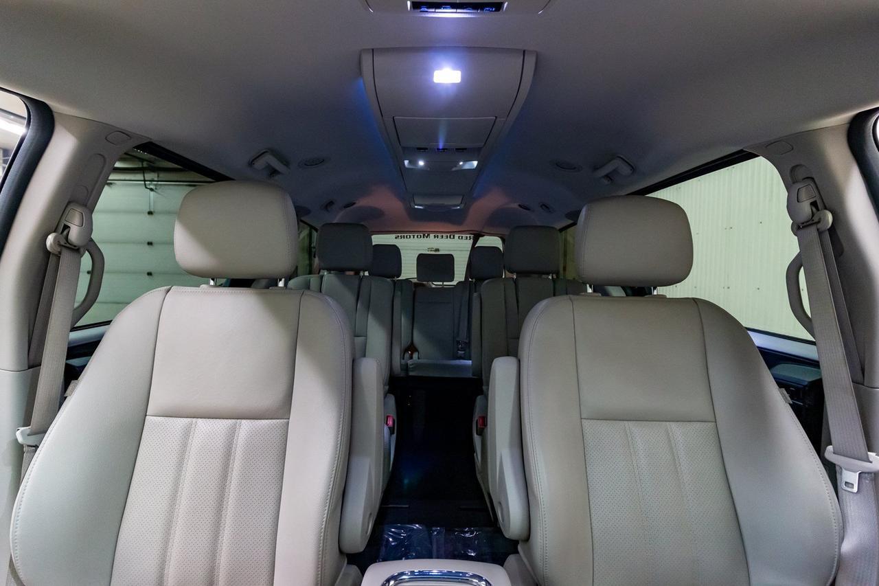 2019 Dodge Grand Caravan Crew Plus Leather Nav BCam Red Deer AB
