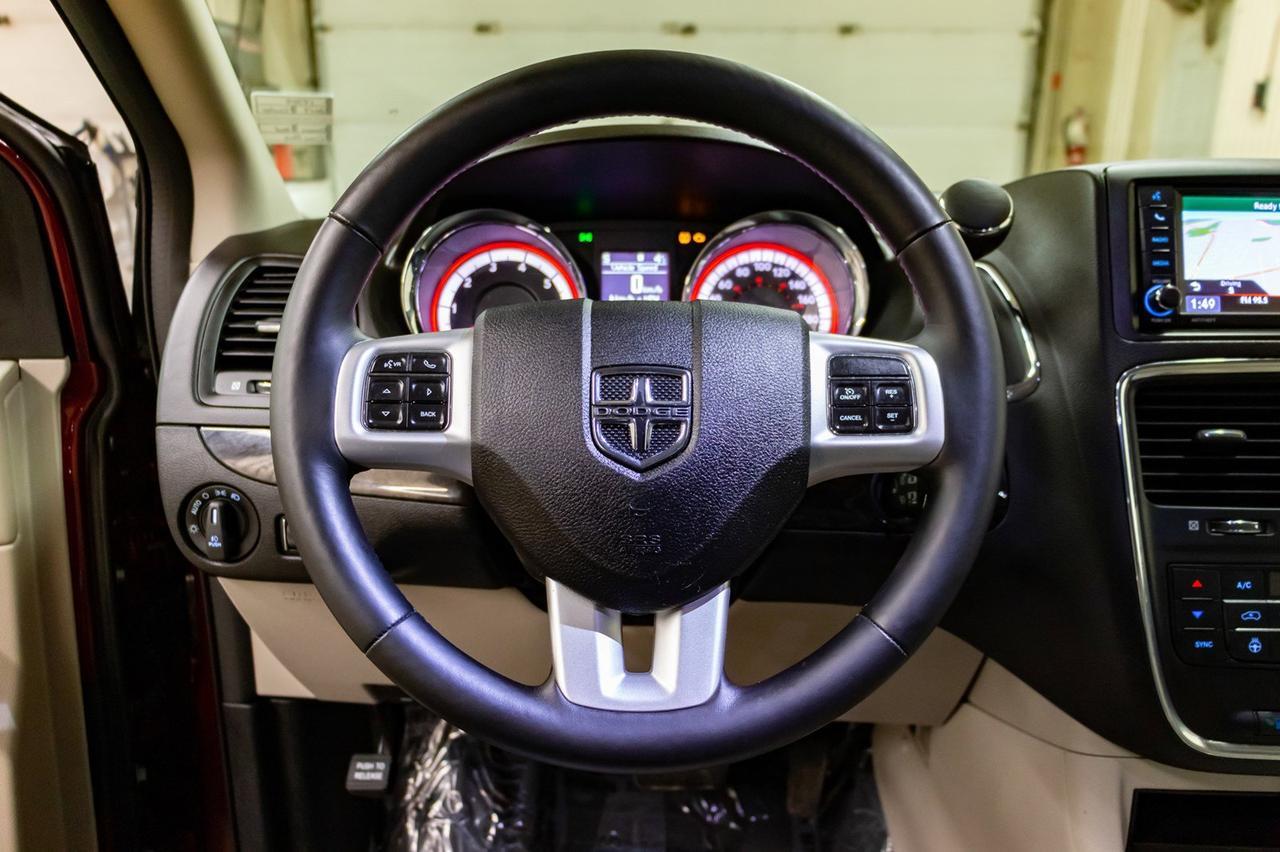 2019 Dodge Grand Caravan Crew Plus Leather Nav BCam Red Deer AB